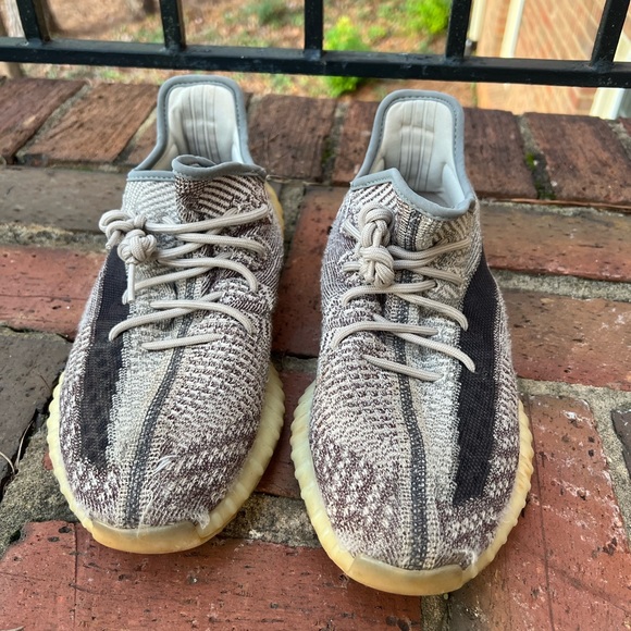 Yeezy 350 Zyon V2 - Picture 5 of 9